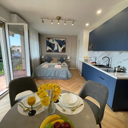 Apartman Krk Near The Sea With Garage Krk Town